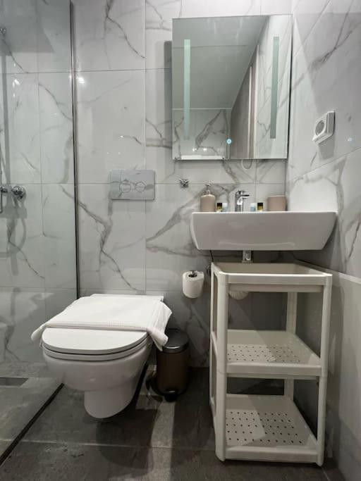 Studio Mv In The Center Of Athens - Secured Area Buitenkant foto